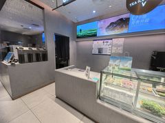 -喜茶(北京华贸购物中心店)