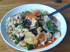 大盘鸡盖浇面-伊清斋牛肉面(华佗路店)