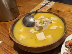 -泉畔人家·老济南经典鲁菜(大明湖店)