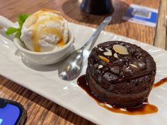 -玛格萝妮(汇智国际商业中心店)