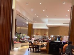 -亚龙湾希尔顿自助餐厅·海鲜·烧烤·沙滩BBQ·现场乐队