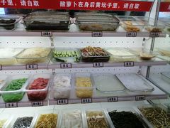自助取餐区-萝鸡思味秘制泡菜(万家丽店)