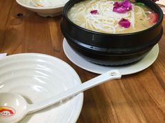 -双桥园·云南过桥米线(古城南门店)