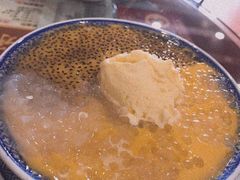 -赵记传承特色牛奶甜品(泉城广场店)