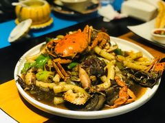 -臻鲜燕海鲜融合餐厅(金陵style店)