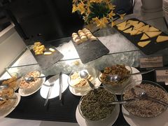 -上海滴水湖皇冠假日酒店