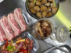 -马路牙子烧烤音乐酒馆(望京店)