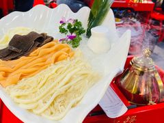 -欠火锅·水牛毛肚·团建聚餐·生日宴(何山路店)