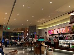 大堂-星巴克臻选(南京艾尚天地店)