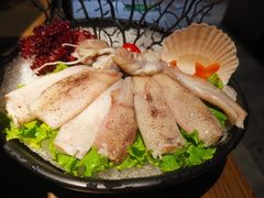 笔管鱼-湊湊火锅·茶憩(新中关购物中心店)