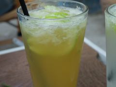 冰滴香柠栀子花-BIGHEAD大头家咖啡馆(蛇口店)