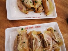 牛肉鍋貼-小姜锅贴(凤凰街店)