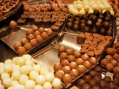 -Laderach 莱德拉(上海环贸iapm店)