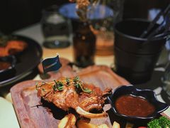 纽西兰香烤羔羊排配藤椒汁-MUSICIAN庙色唇(東山店)