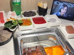 -海底捞火锅(宝龙广场夜宵主题店)