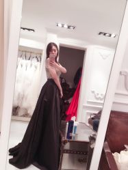 欧美大牌-LA GRACE高端婚纱礼服定制馆