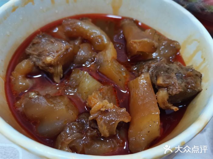 贤合庄卤味火锅(皇后公园旗舰店)美颜牛蹄筋图片