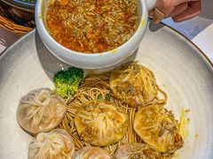 -馋三尺蟹粉小笼(人民广场店)