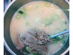 -神仙雪浓汤(明洞店)