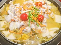 -山城外·非遗酸菜鱼(蜀都万达店)