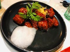 红酒泡沫牛肉粒-荟廷·晶萃(陆家嘴尚悦湾店)