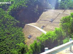 -藏龙百瀑风景区