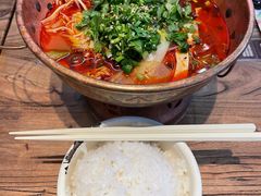 -成都你六姐·牛肉冒菜(上海环宇荟店)