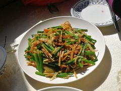 -鲤鱼塘农家山庄