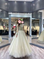 -深白婚纱艺术馆(王府壹号店)