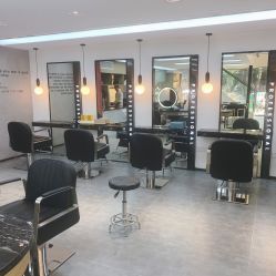 -诗悦发型烫染SALON
