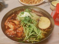 -天海石板屋家常菜(枣园店)