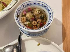 -首秀·四川料理(吾悦广场店)