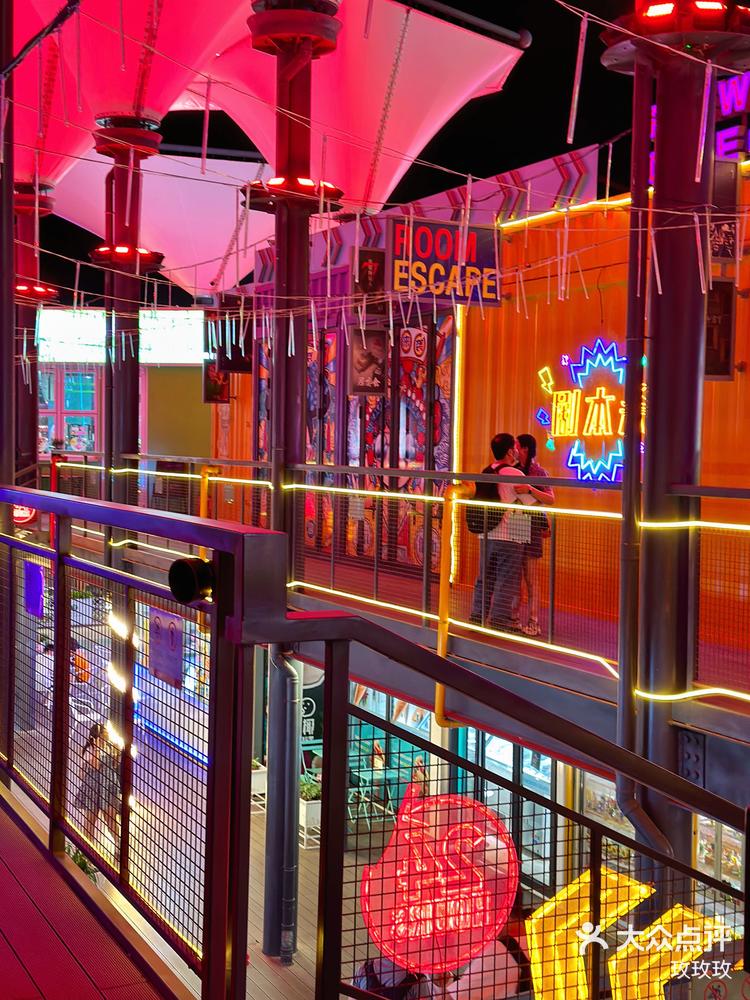 唯一家集装箱密室,连着来了一个礼拜!