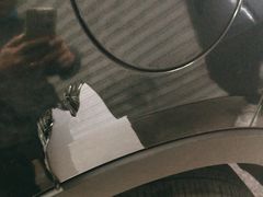 -鲨鱼皮汽车凹陷玻璃修复(静安店)