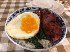 -新大咀港式茶餐厅(宝山万达店)