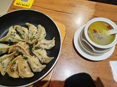 -小金鬼·煎饺·鸽子汤