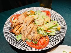 凯撒沙拉配香草鸡胸肉-碧特博格·20年品牌西餐厅(芜湖路店)