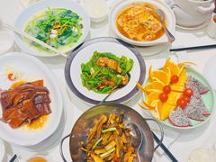 -云庭汇·粤菜海鲜(东盟盛天地店)