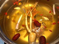 -千岛蚝高压锅生蚝·人参火锅(白云万达店)