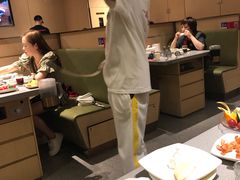 -海底捞火锅(凯德广场店)