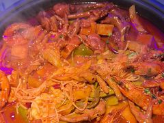 -徐记小怪兽肉蟹煲(中央大街店)