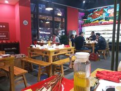 -牛华八婆麻辣烫(龙湖U城店)