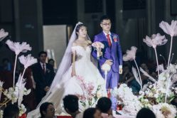 -艾米婚纱&婚礼策划