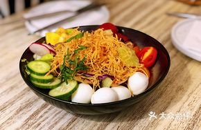 Southern Thai Grilled Pork Tenderloin with Wild Lemon Vinaigrette Salad