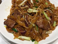 干炒牛河-稻香酒家·34年老字号·港式粤菜(汉街店)
