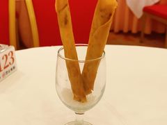 手抓芋丝脆炸春卷-凤凰楼酒家·粤宴点心(华强北店)