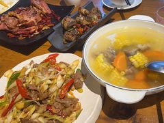 -隔壁老王·家常云南菜(花巷店)