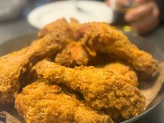 -BHC炸鸡(明洞总店)