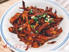 二寸尖笋烤肉-君东记本帮面馆(天钥桥路店)