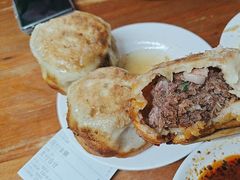 -宝瑞门钉肉饼店